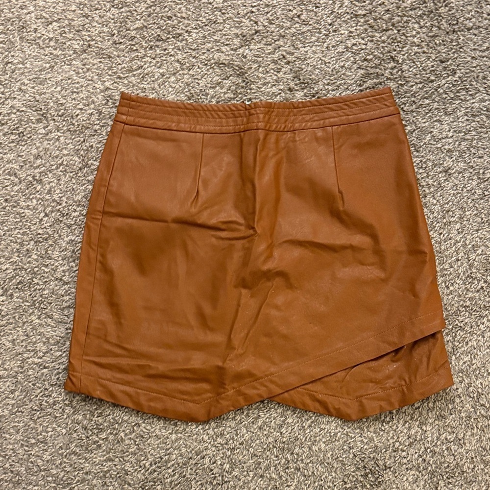 Altard State skirt - Picture 1 of 4